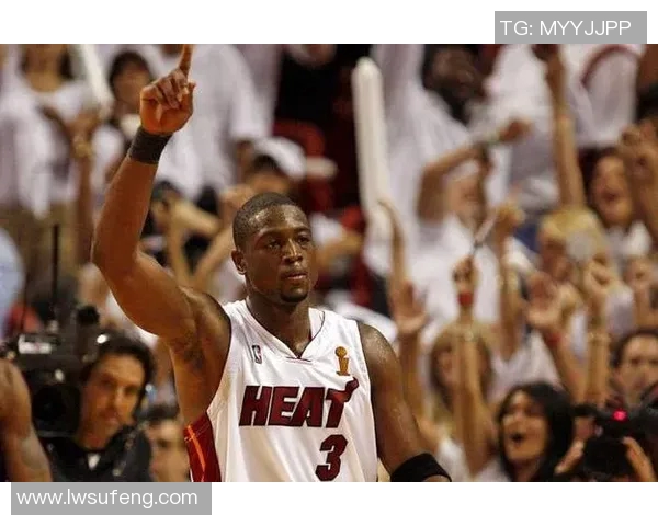 2006年NBA总决赛经典对决火箭队与热火队精彩录像回顾