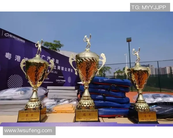 深圳网球队在洲际杯中的默契配合展现团队实力与拼搏精神 深圳网球队在洲际杯中的默契配合展现团队实力与拼搏精神