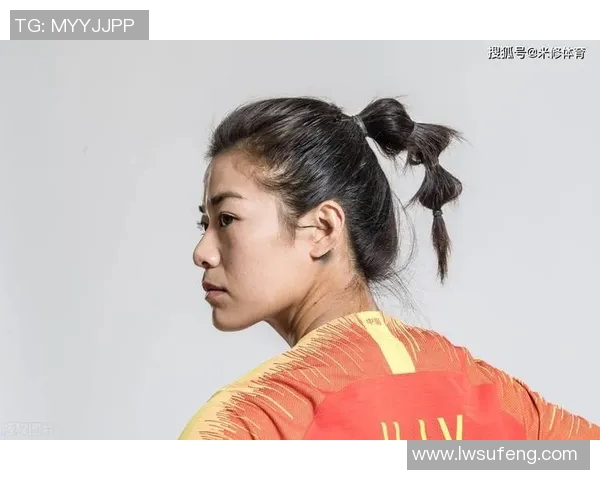 足球明星李佳悦的精彩瞬间与成长历程全记录